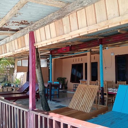 Mamalis Homestay Manado Exteriér fotografie
