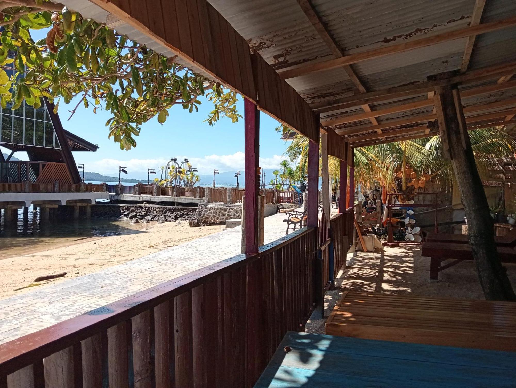 Mamalis Homestay Manado Exteriér fotografie